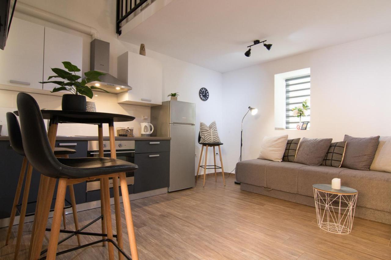 Apartment Moet With Garden *