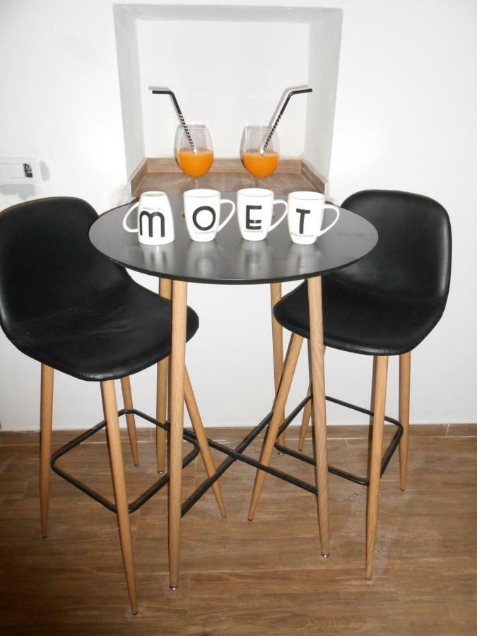 Apartment Moet With Garden Pula