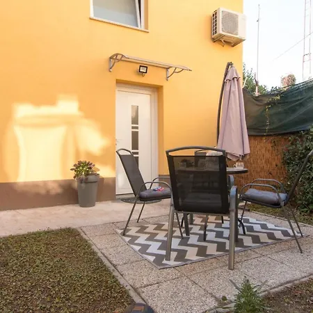 Moet with garden Appartement Pula Buitenkant foto